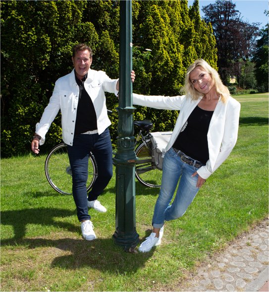 Barbara en Johnny te boeken bij www.kwekel-evenementen.nl