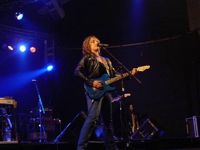 Sarah Jory te boeken bij www.kwekel-evenementen.nl