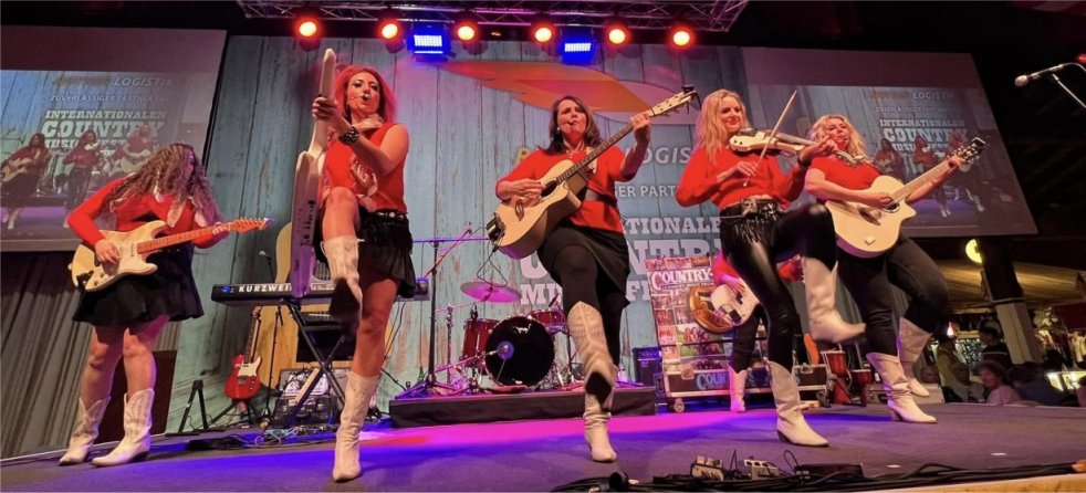 Country Sisters te boeken bij www.kwekel-evenementen.nl